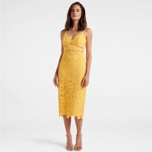 Forever New Melbourne yellow floral embroidered dress size 6